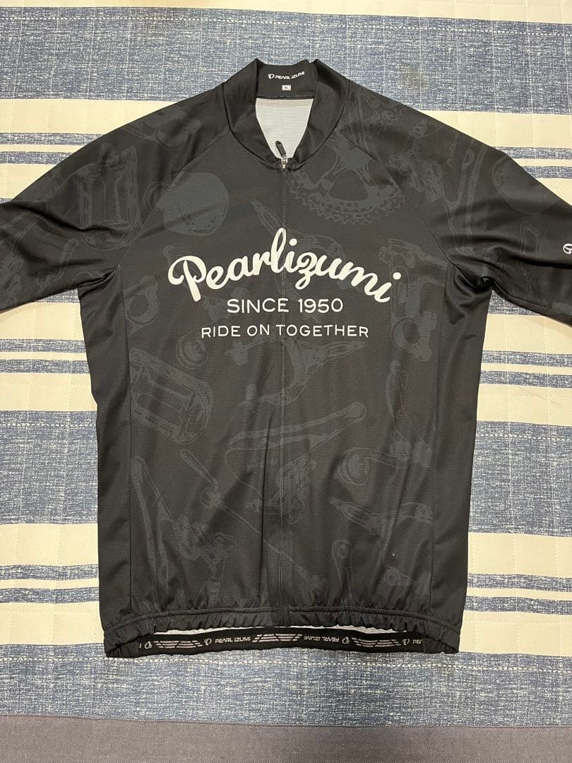 Pearl Izumi サイクルジャージ 黒色