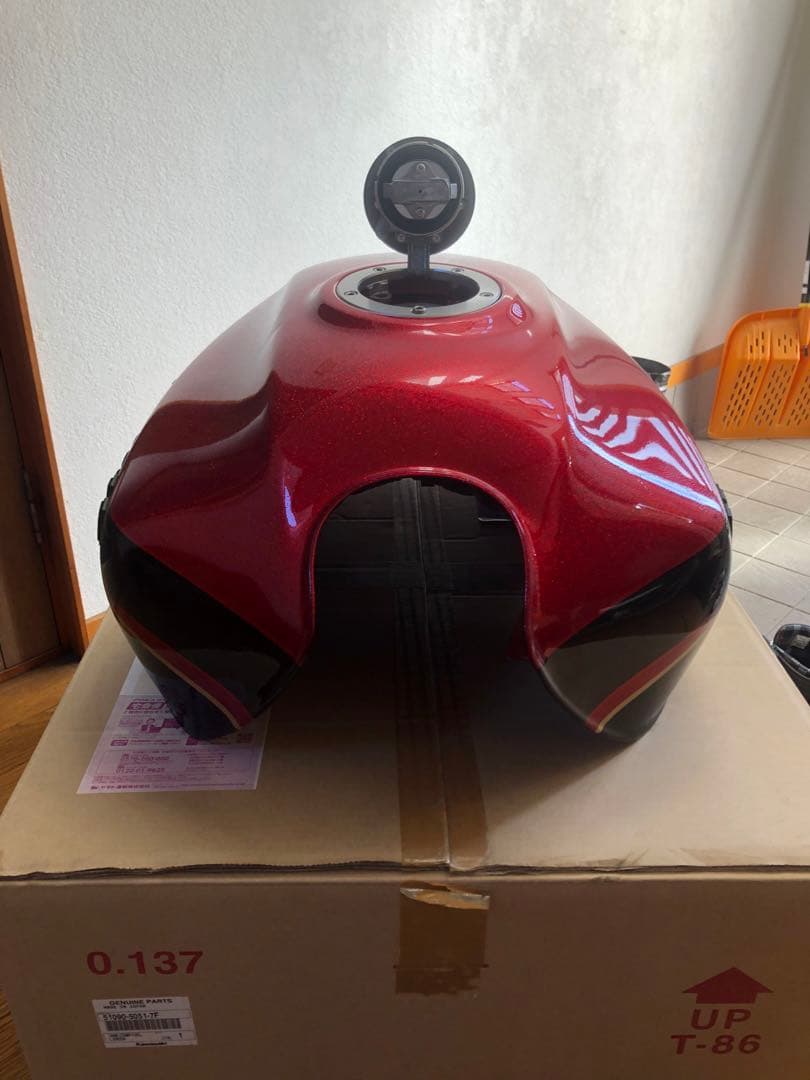 Kawasaki タンク 赤黒キャンディーカラー