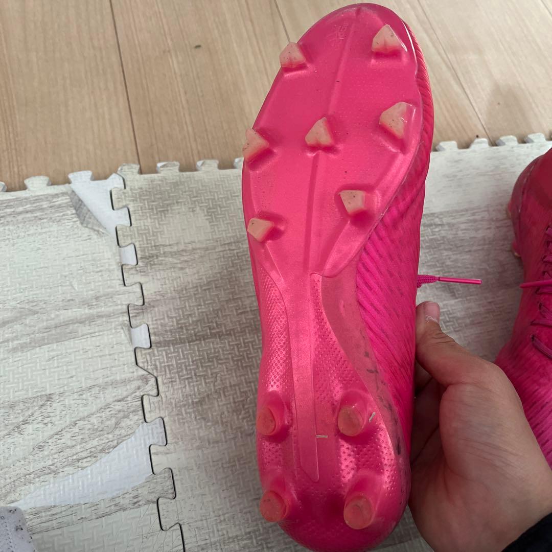 X19.1 サッカー　スパイク　アディダス　adidas