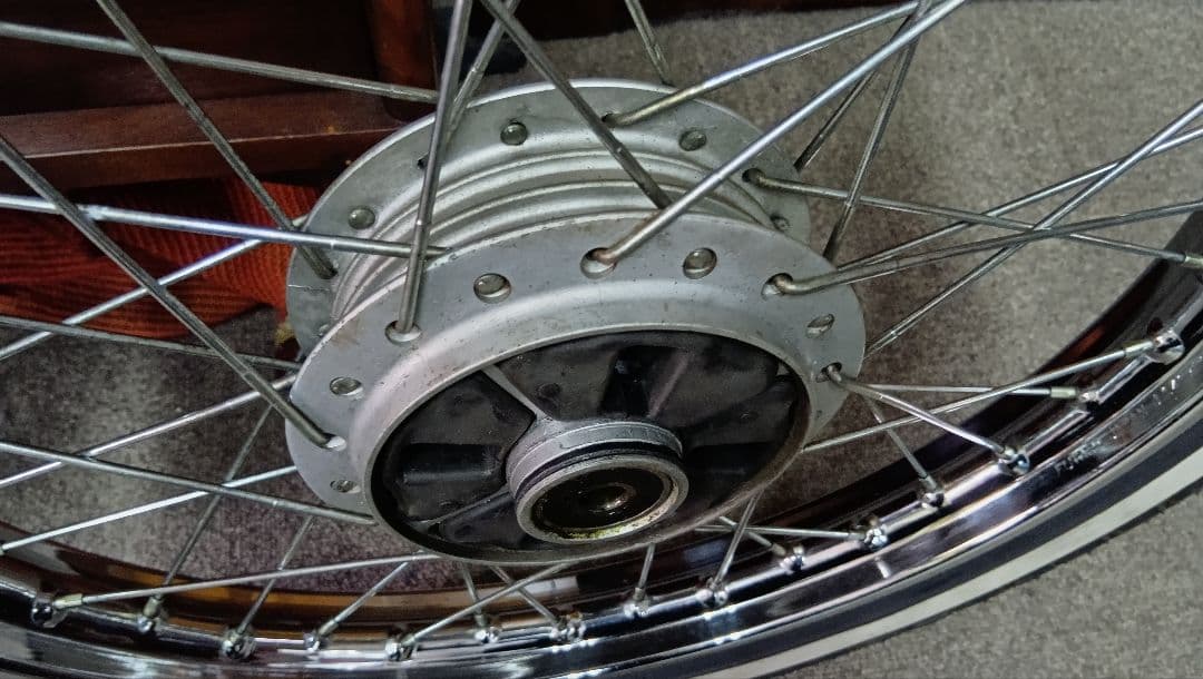 スーパーカブ純正・C70から外し・タイヤ前後セット・チューブ・リムバンド新品