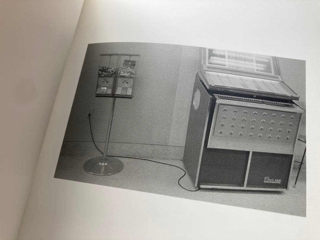 洋書 William Eggleston From black and white