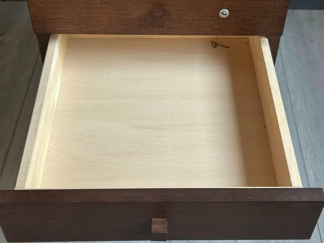 まりニャンのママ様　カリモク テーブル(SS4439)　ボナシェルタワゴン　YZ