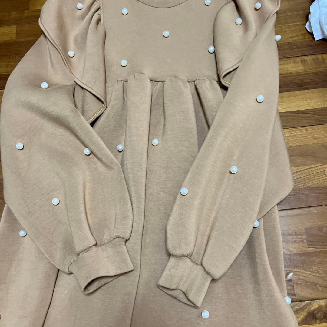 MARRY ME ANGEL SWEATブラウス　パール装飾フリルトップス