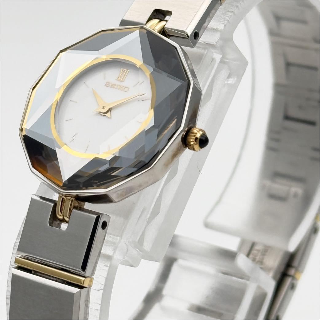SEIKO 1E20-0D70 QZ 白 SS 不動 サファイヤ ヘキサゴン