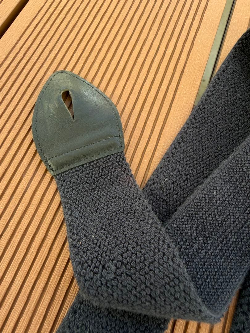 ナイジェル・ケーボン サスペンダーネイビー