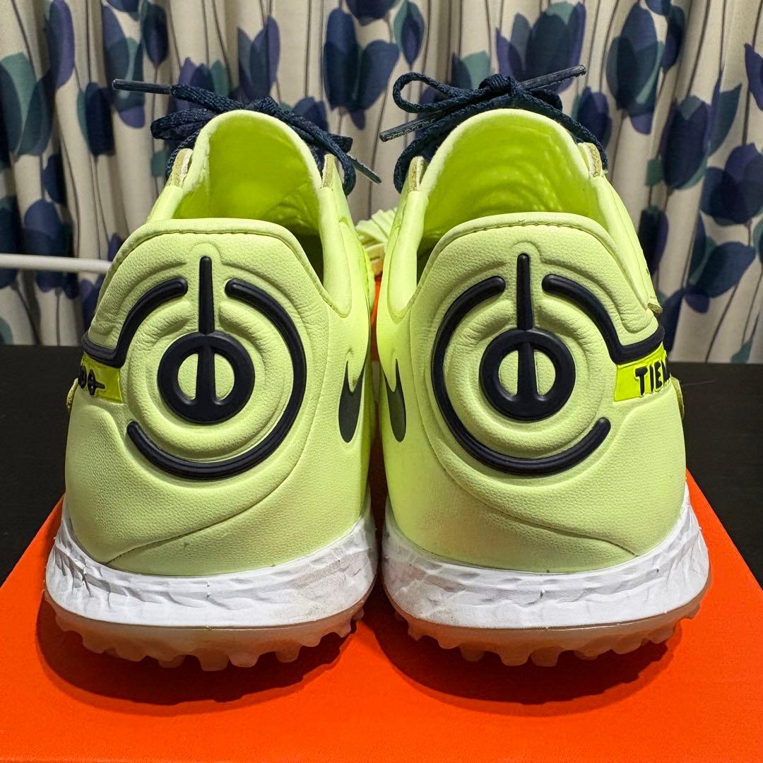 廃盤のため希少✨ナイキリアクトティエンポレジェンド9プロTF 24.0