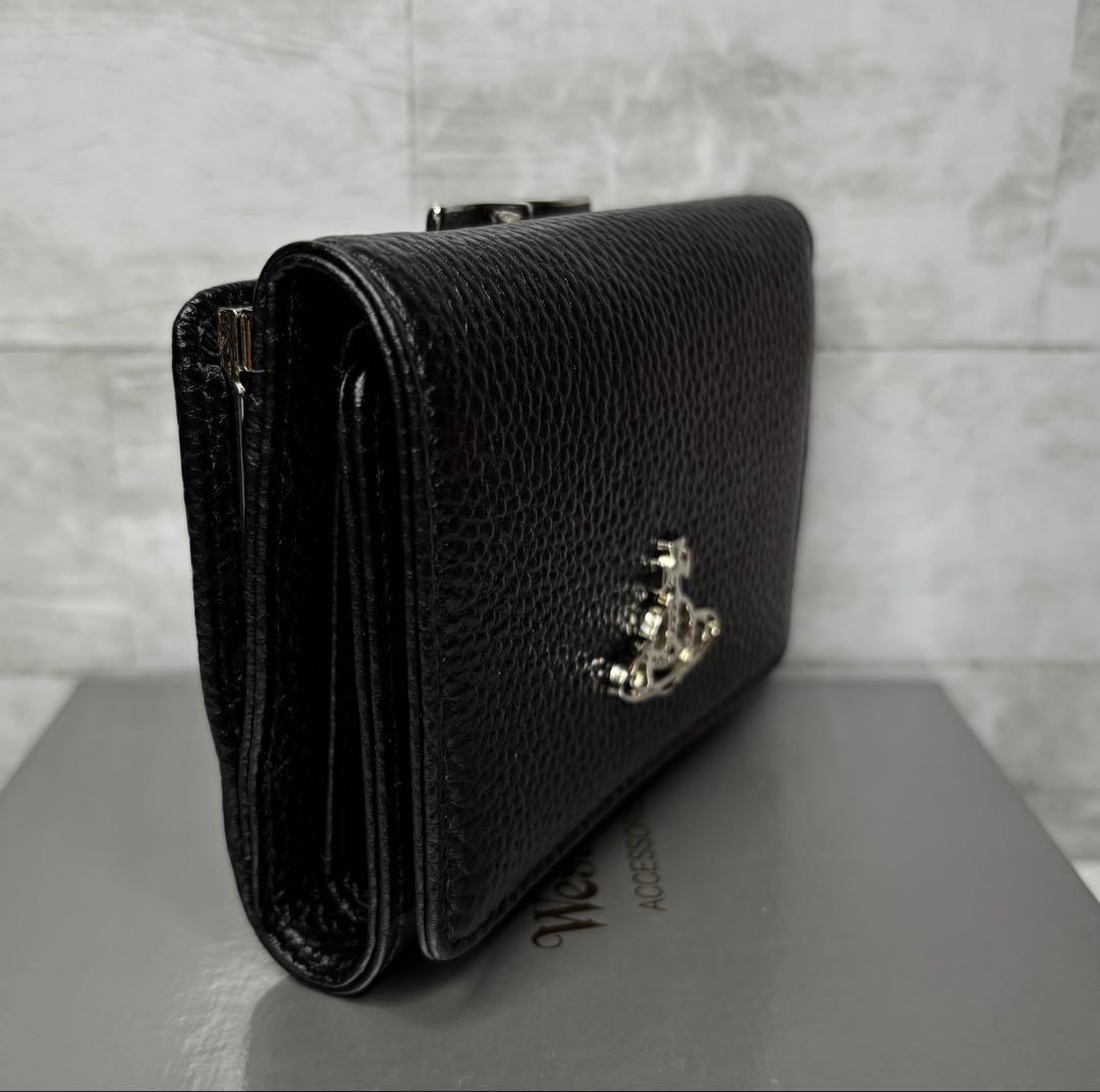 上品！大人気！ヴィヴィアンウエストウッド スモールフレームウォレット 黒