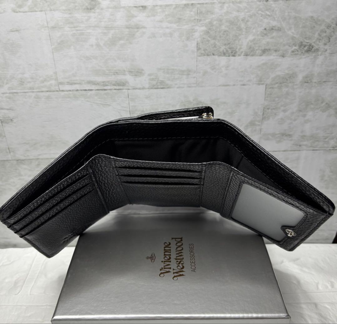 上品！大人気！ヴィヴィアンウエストウッド スモールフレームウォレット 黒