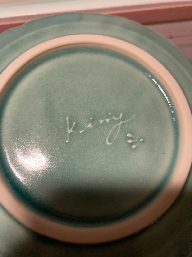 山本貴美子さん作品　お皿2個