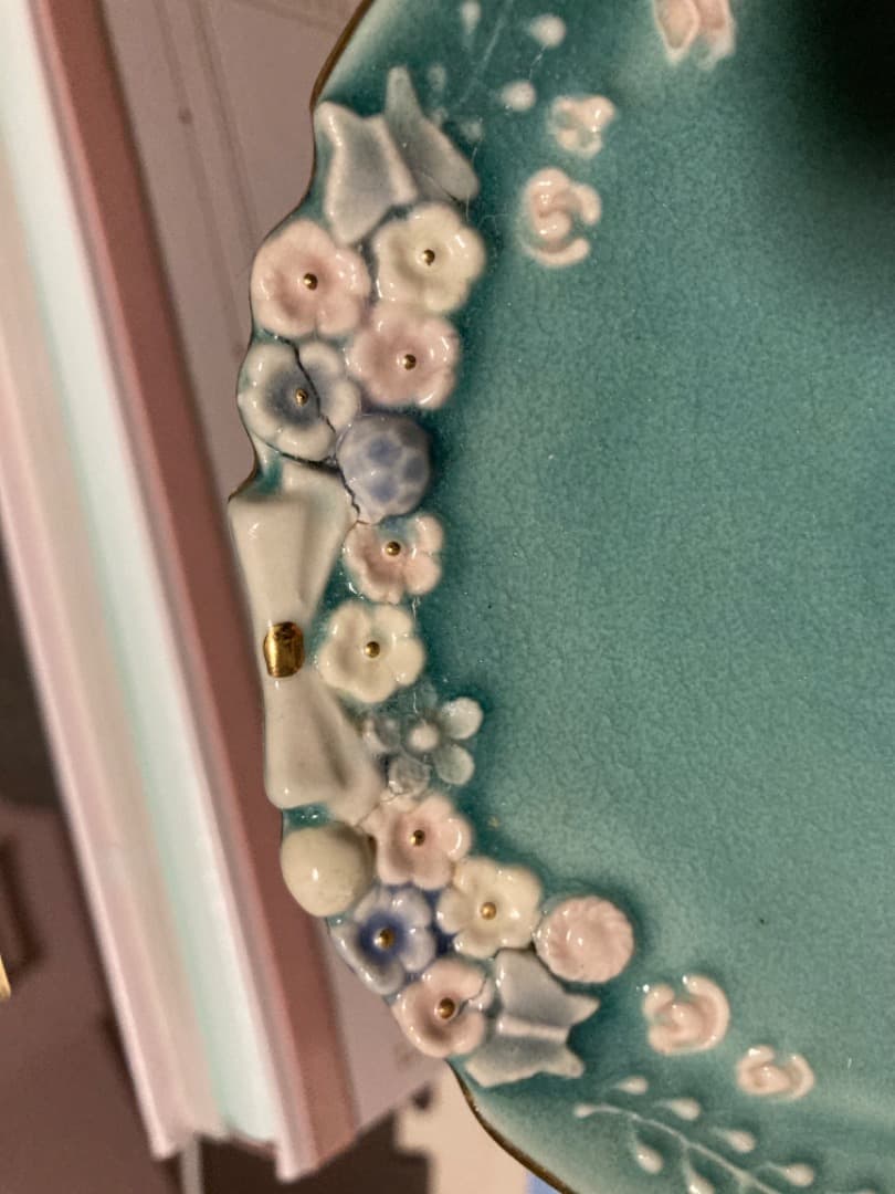 山本貴美子さん作品　お皿2個