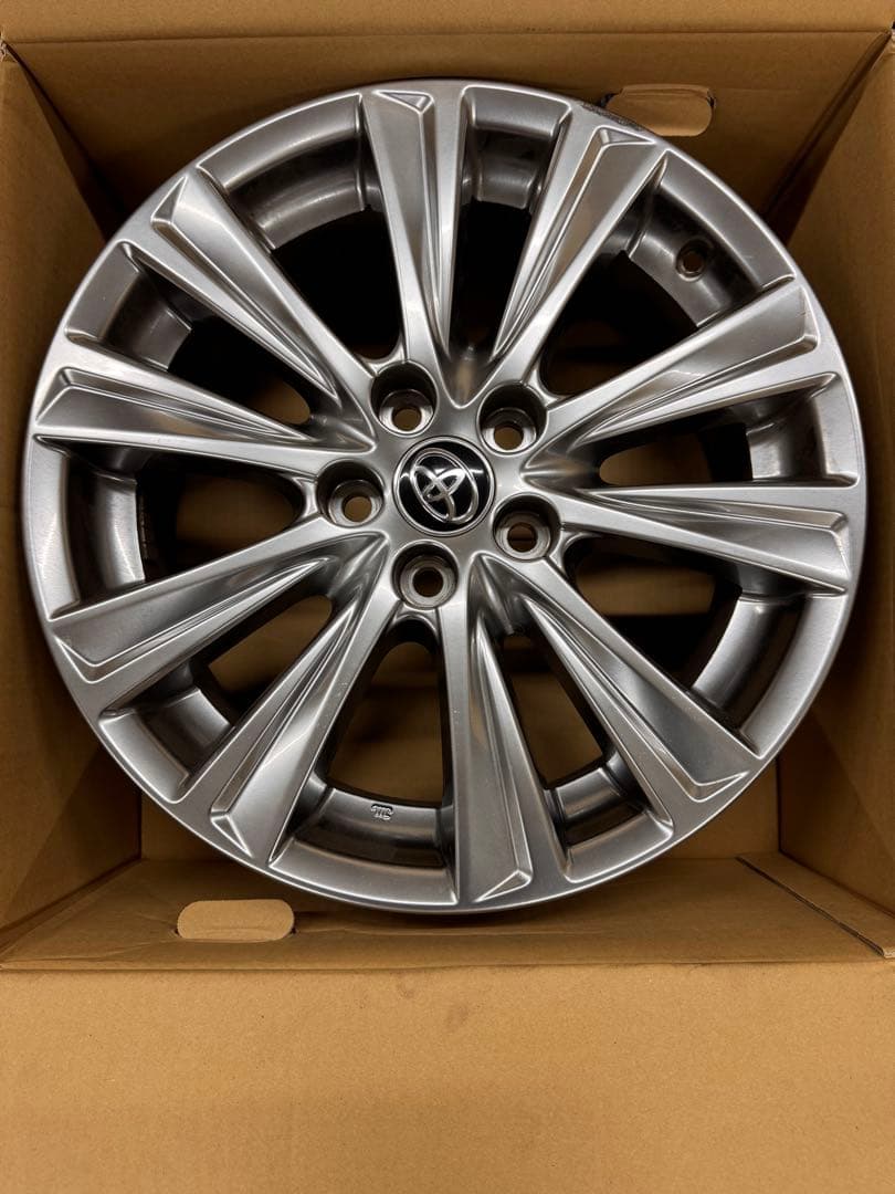 トヨタ アルファード　18インチ 純正ホイール 美品