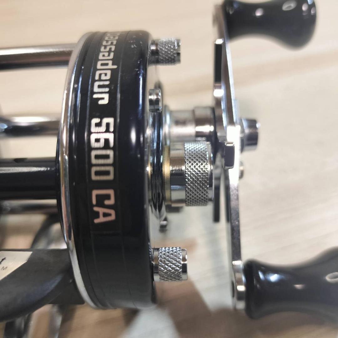 ☆美品　アンバサダー　アブ　ABU 5600ca 黒ベロ　オールド　78年式