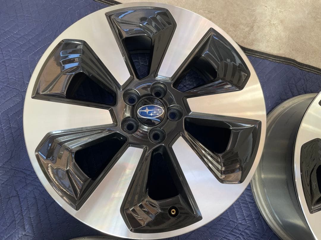 スバル純正　SJフォレスター　17インチ アルミホイール 5スポーク