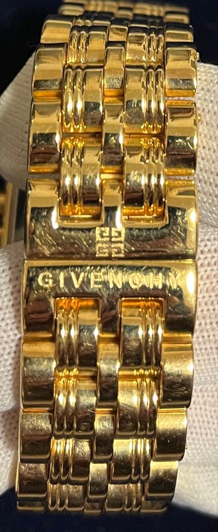 ジバンシイ GIVENCHY クロノグラフ 腕時計 ゴールド F319