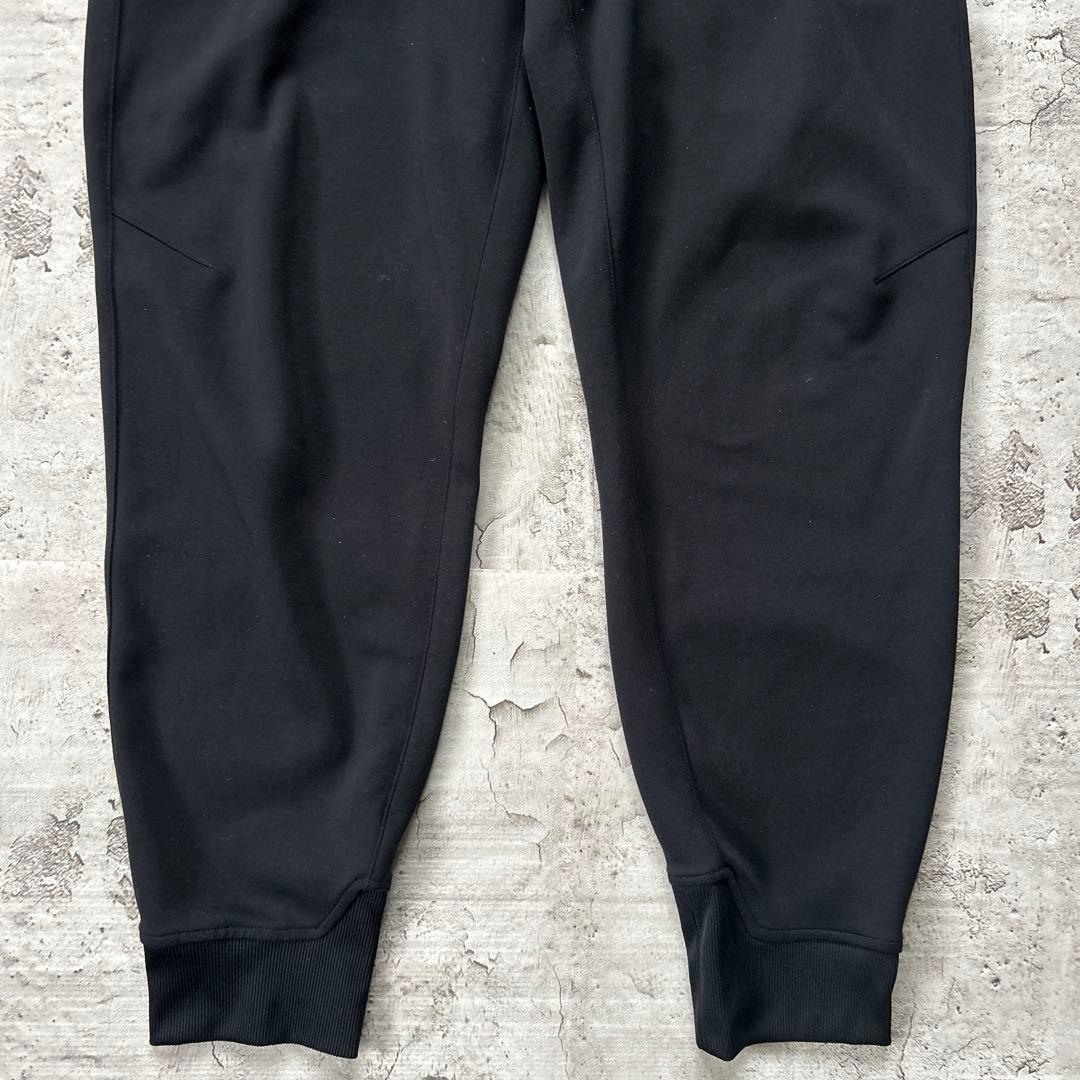 完売品 On Run On Clouds スウェットパンツ ブラック L