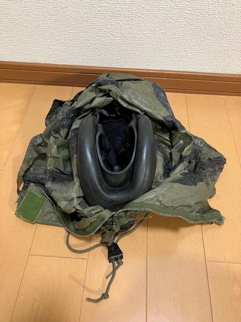 アメリカ軍 ガスマスク&専用ショルダーバッグ 米軍放出品