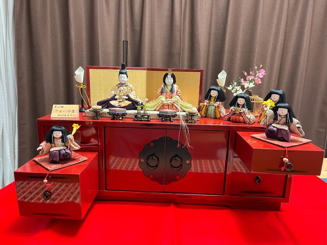 コンパクトに収納　ひな人形：やよい小箱：柿沼東光作