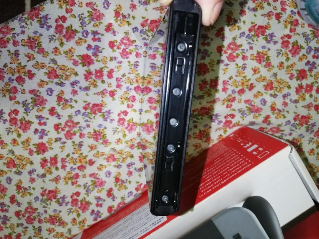 任天堂 ニンテンドー スイッチ 本体のみ HAC-001 2018年製 動作品！