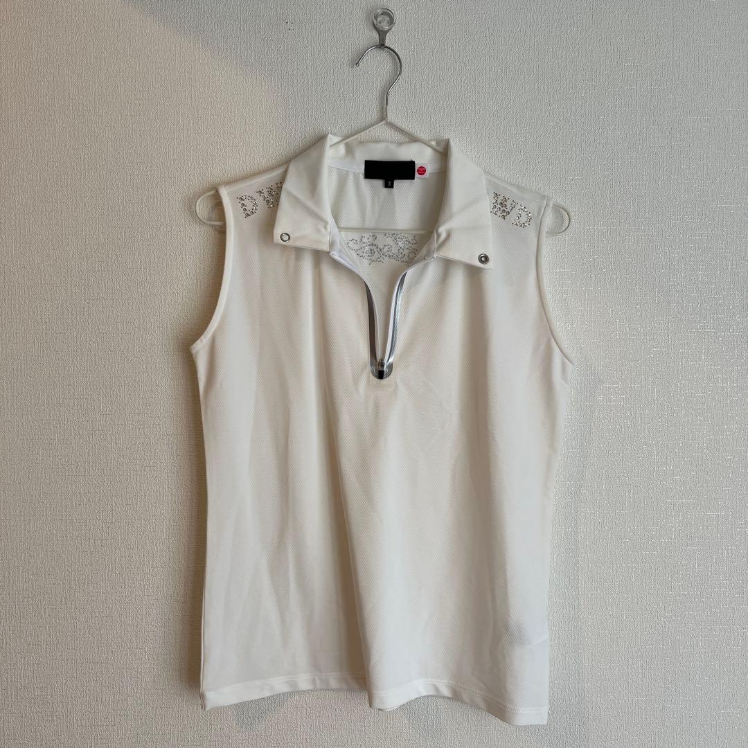 ホワイトノースリーブゴルフシャツ