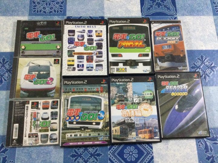 電車でGoソフト、コントローラー、PS2本体、攻略本セット。