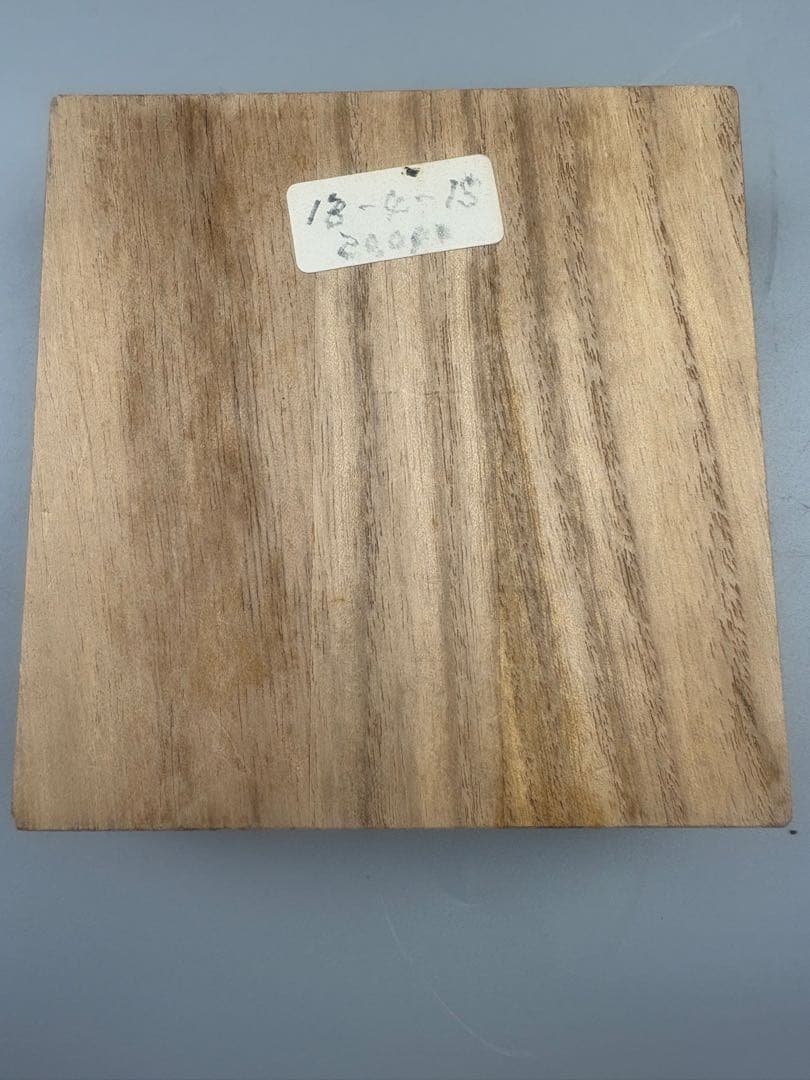 金箔装飾 鉄製鍔(つば) 箱付き