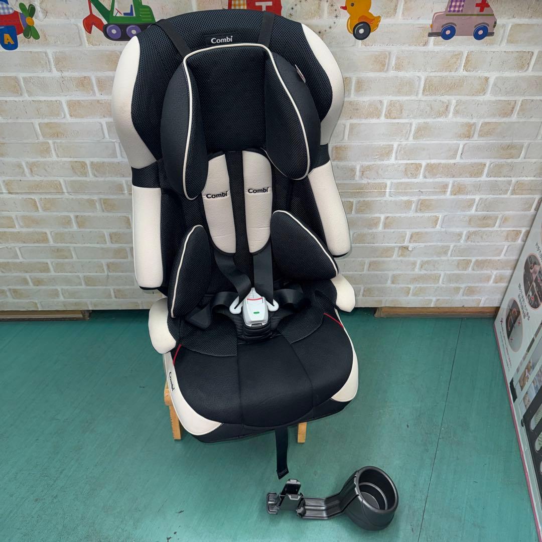 コンビ　ジュニアシート　ジョイトリップEG GA 1才から