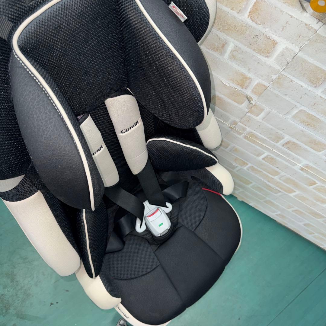 コンビ　ジュニアシート　ジョイトリップEG GA 1才から