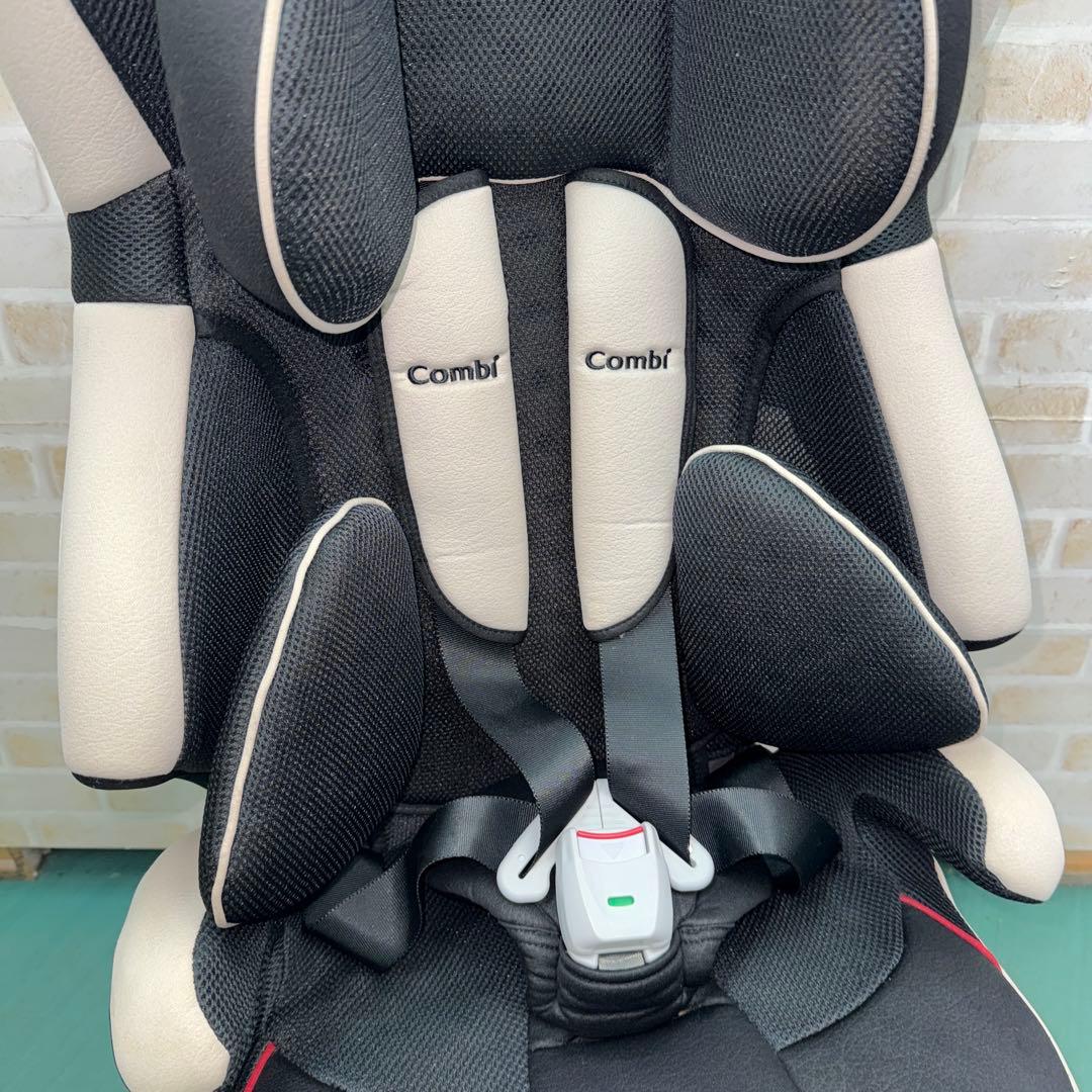 コンビ　ジュニアシート　ジョイトリップEG GA 1才から