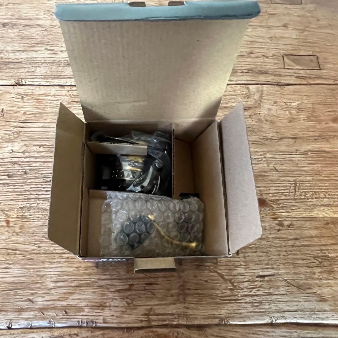 【新品未使用】アブガルシア スピニングリール スーペリア 2500S