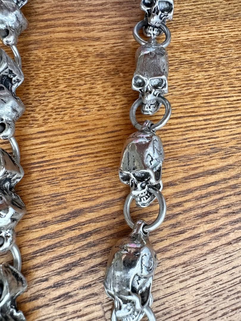 スカルデザイン ウォレットチェーン キーホルダー シルバー調