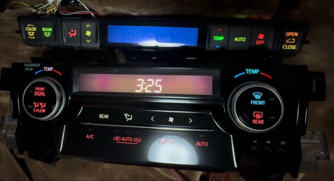 トトロ30アルファード ヴェルファイア ハイブリッド用　前後エアコンパネル