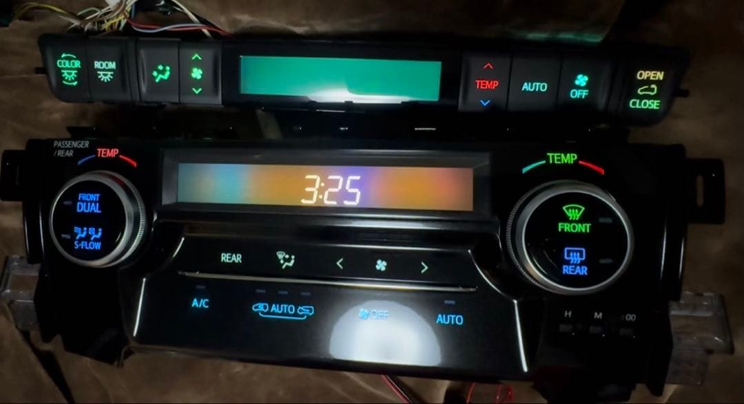 トトロ30アルファード ヴェルファイア ハイブリッド用　前後エアコンパネル