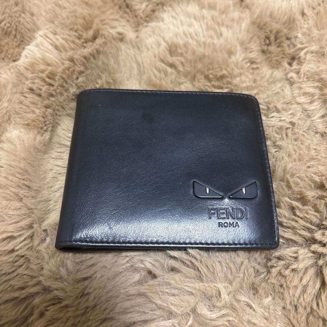 FENDI 二つ折り財布 黒/ブラック メンズ シンプル バグズ