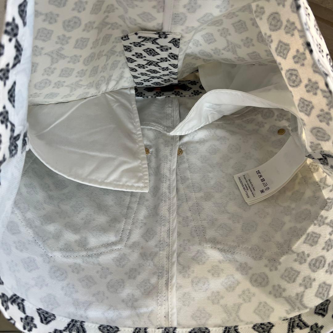 LOUISVUITTON ブラーリィ　モノグラム　ミニスカート　デニム　ホワイト