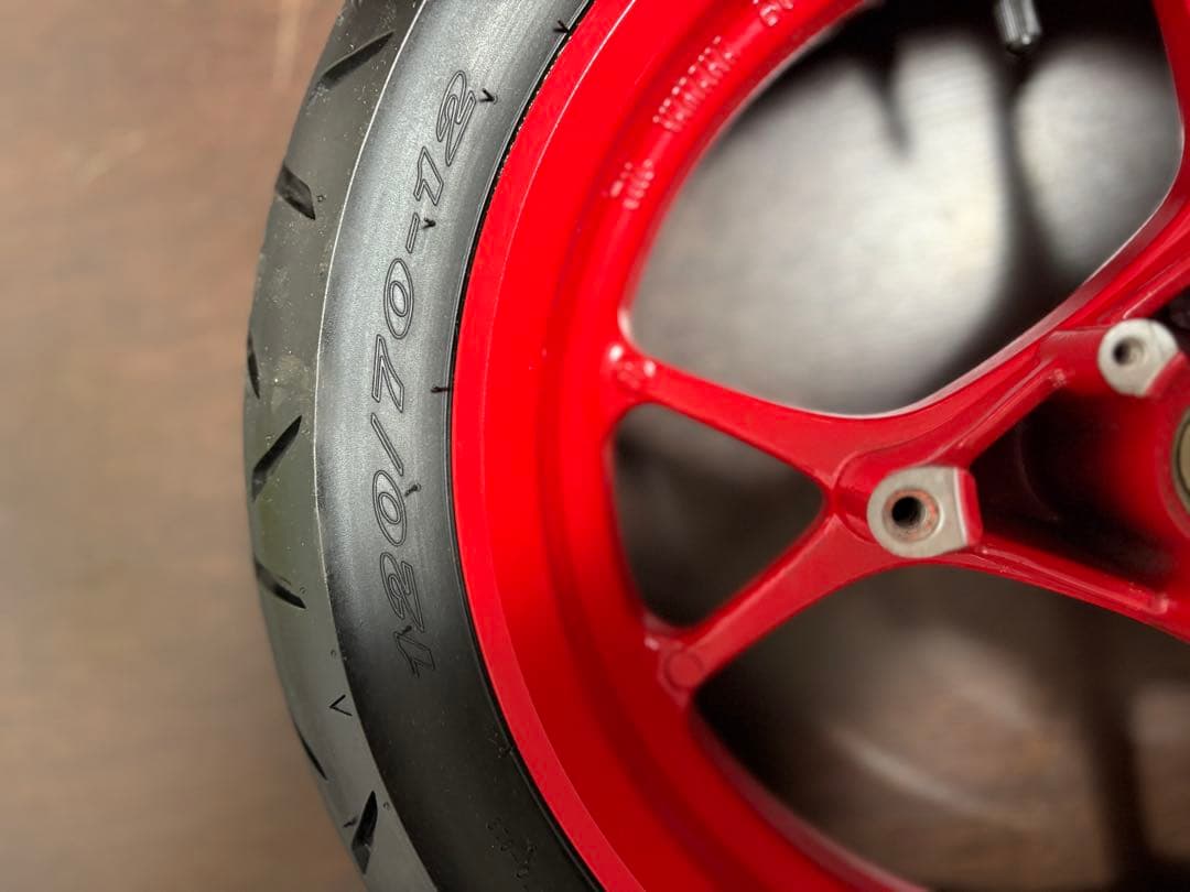 オルカAJ6型シグナスグリファス専用純正ホイール&タイヤ