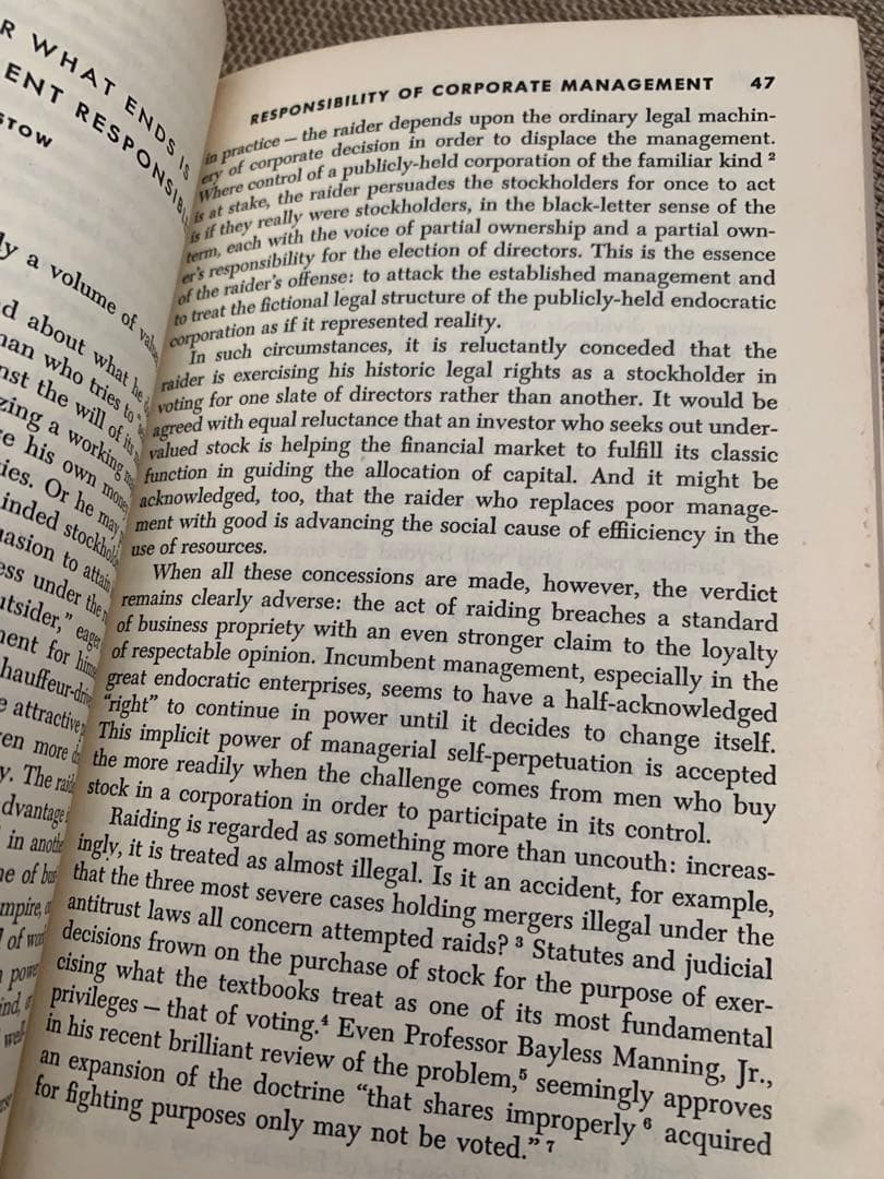 希少　THE CORPORATION IN MODERN SOCIETY