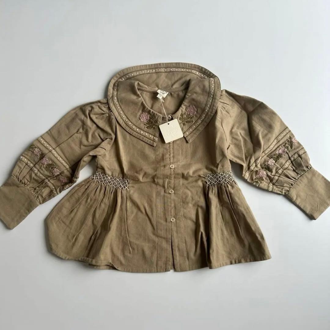 【わたあめ】アポリナ　apolina ブラウス　7-9y