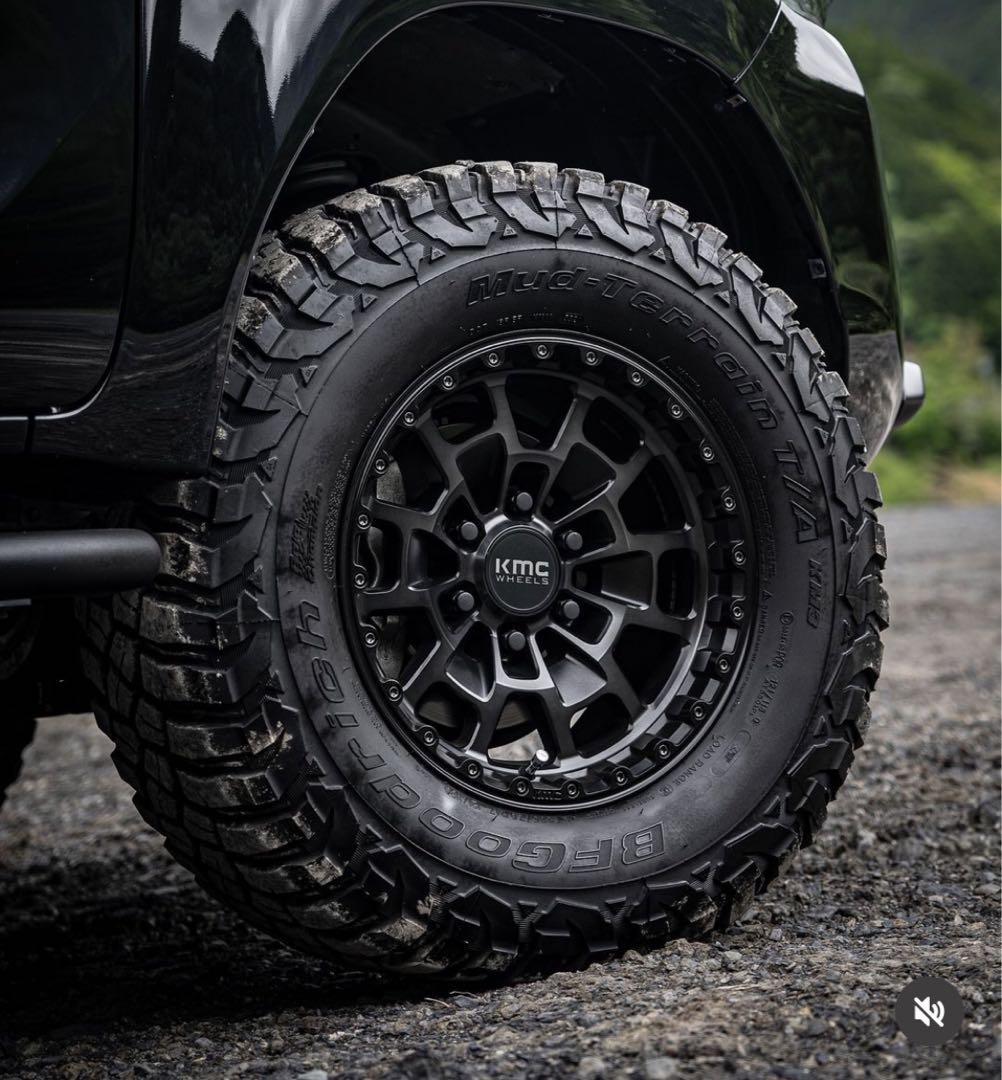 KMCホイール　新品　4本セット　ハイラックス　プラド　希少