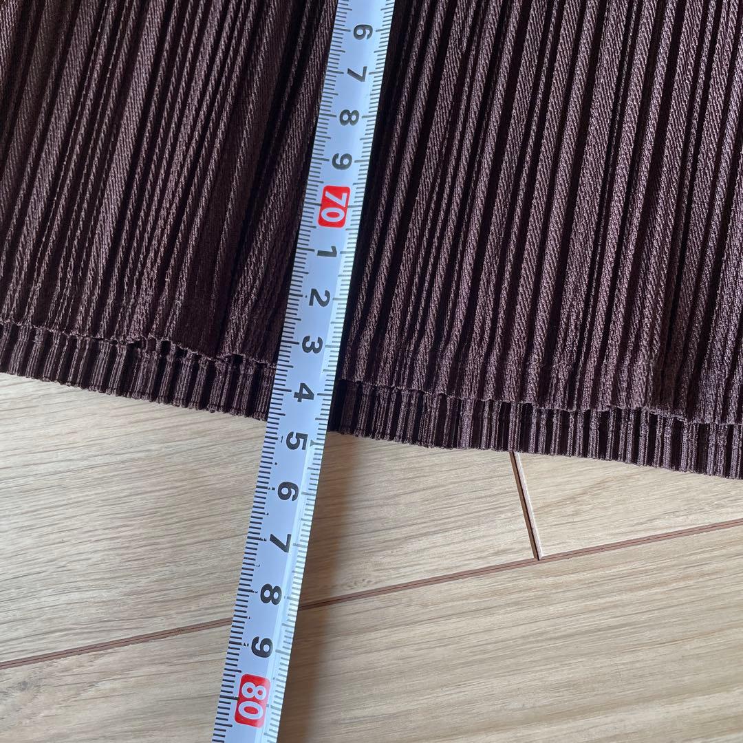 プリーツプリーズ　パンツ　は