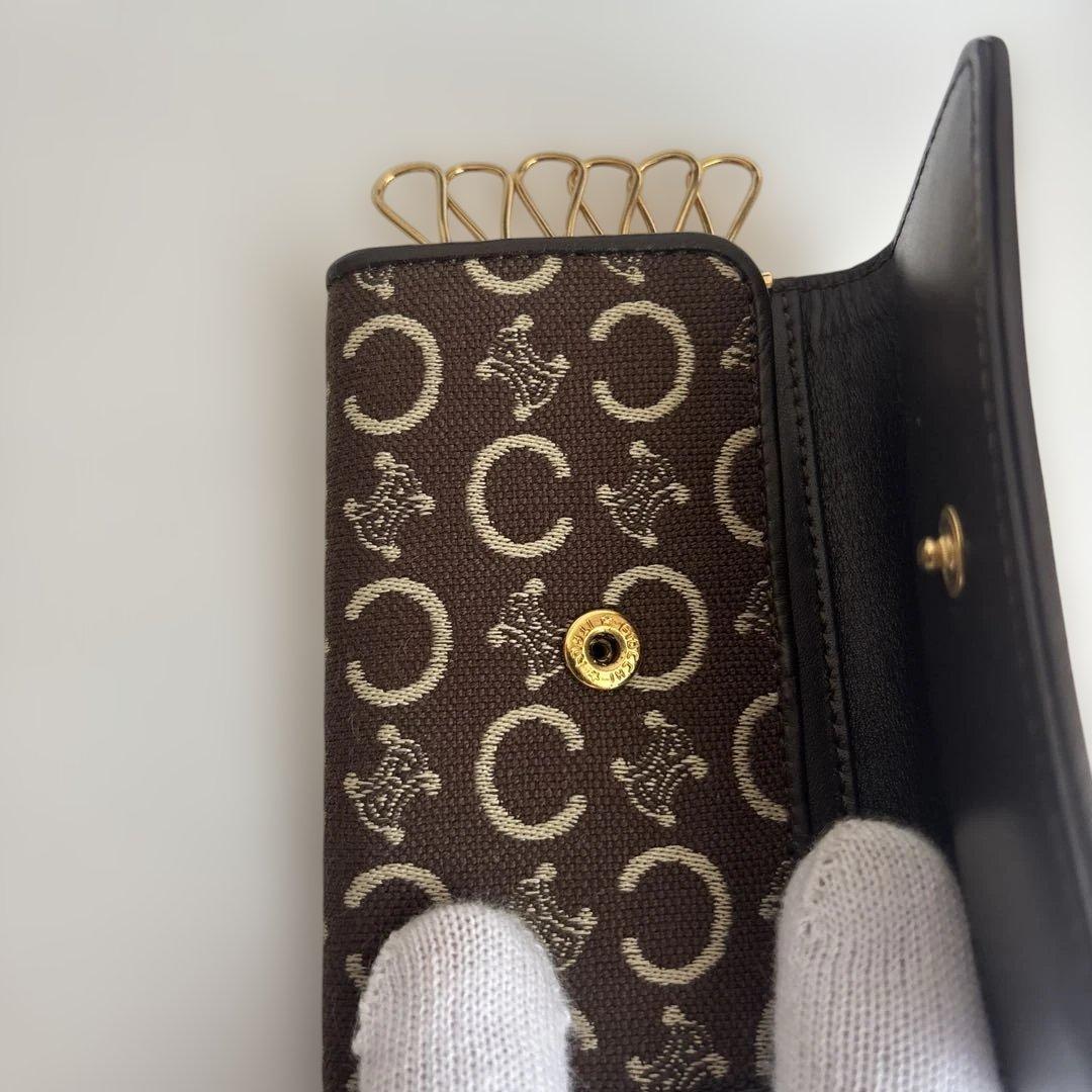 未使用　CELINEマカダム　キーケース６連