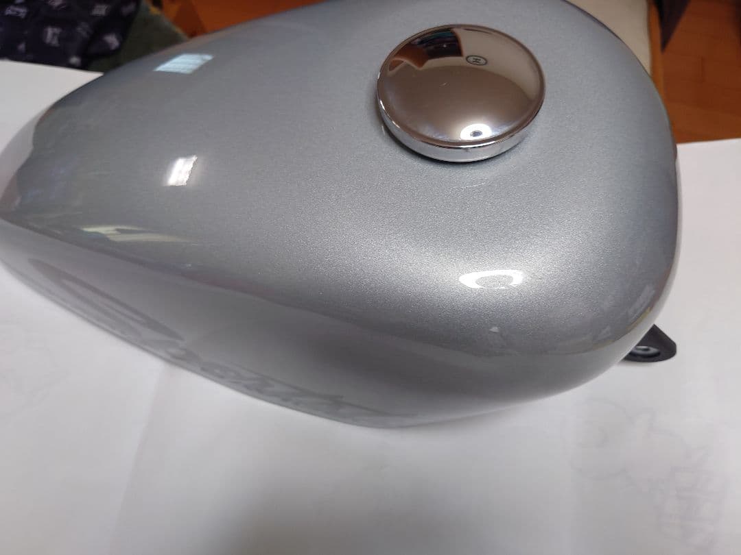 HARLEY-DAVIDSON 純正タンク　XL1200X　タンク