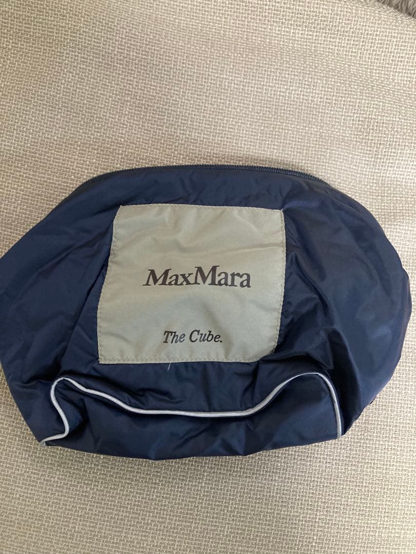 超美品！正規品maxmaraマックスマーラのダウンジレ