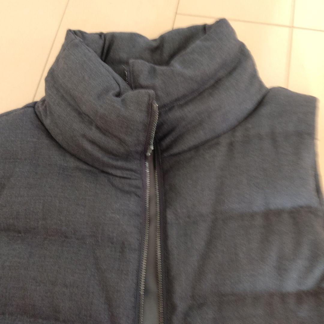 R高橋リタ　ダークグレー ダウンベスト