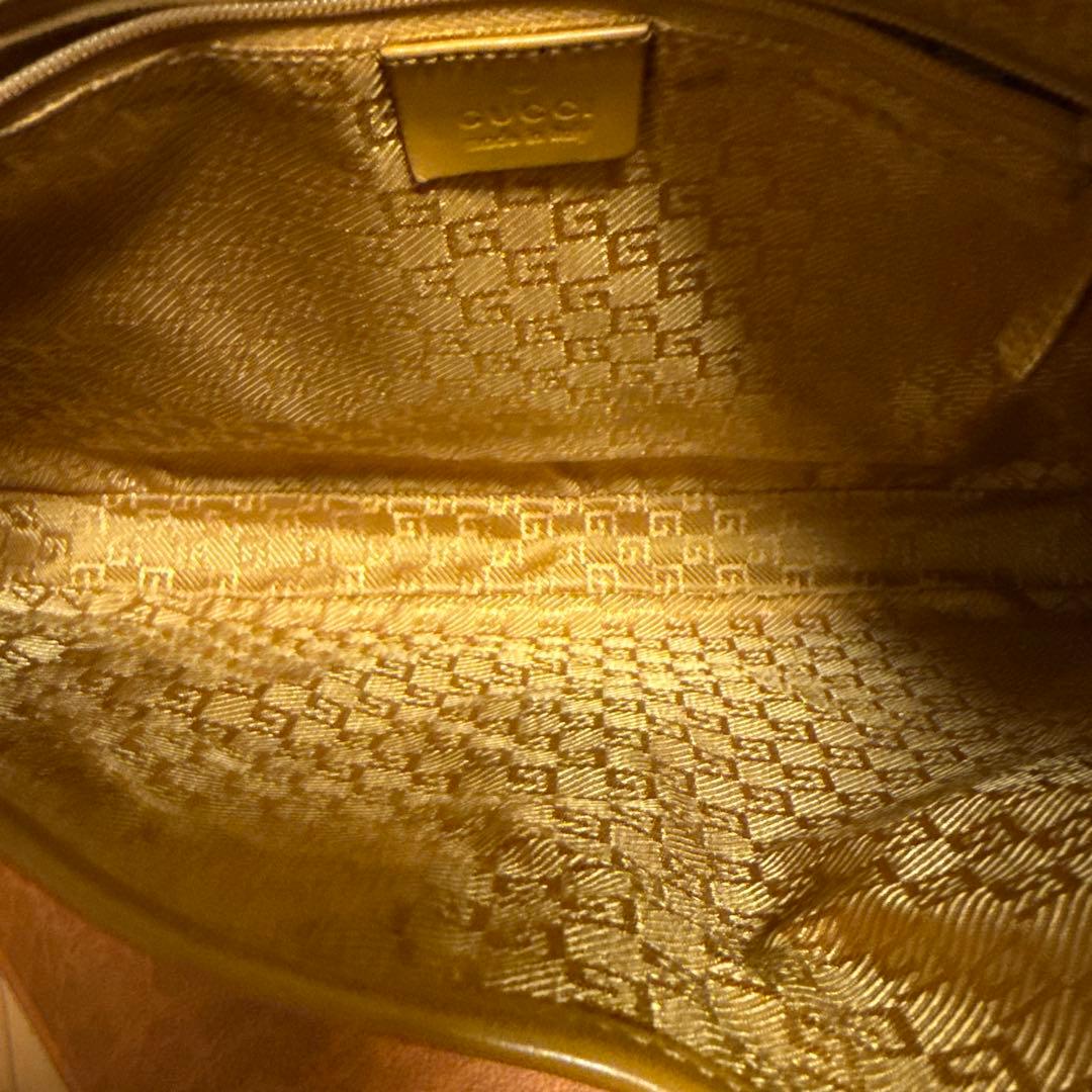 GUCCI スエードピンク ワンショルダーバッグ