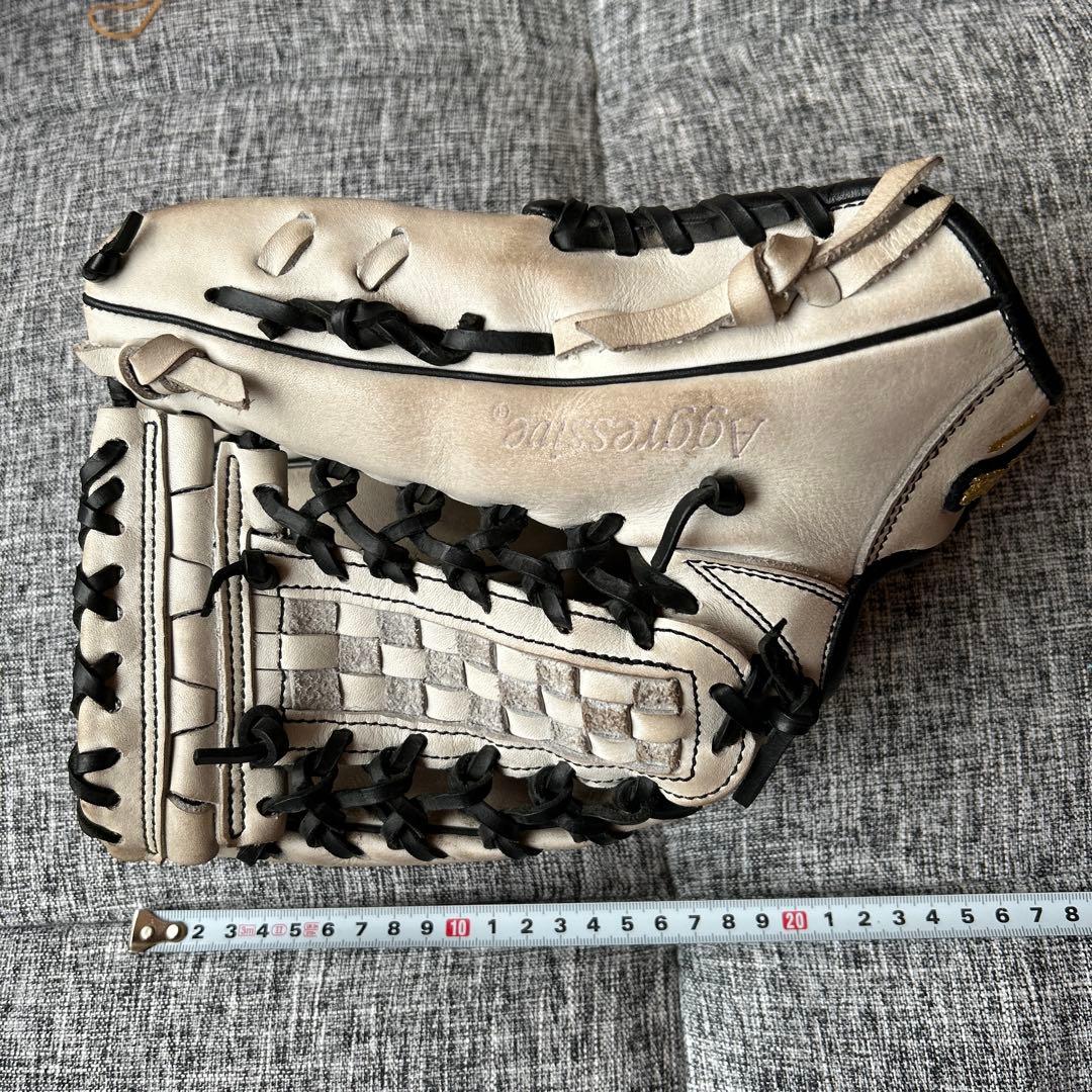 Slugger野球グローブ ホワイトレザー　軟式用