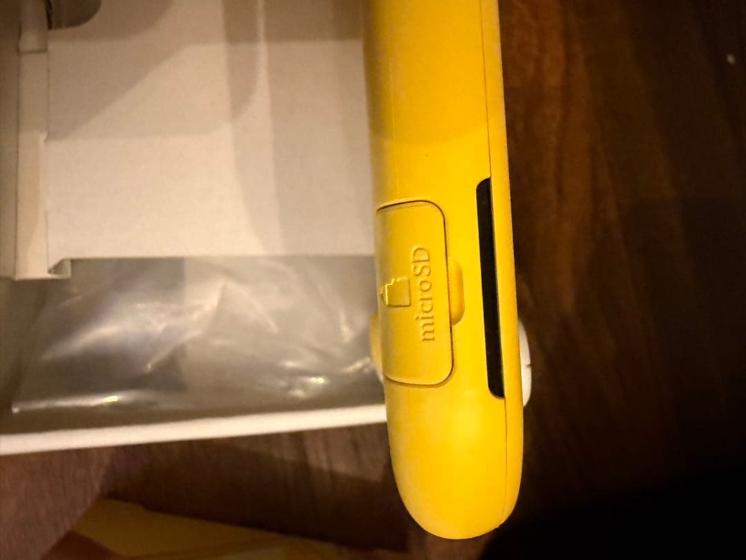 Nintendo Switch Lite イエロー 本体 箱・充電器付き