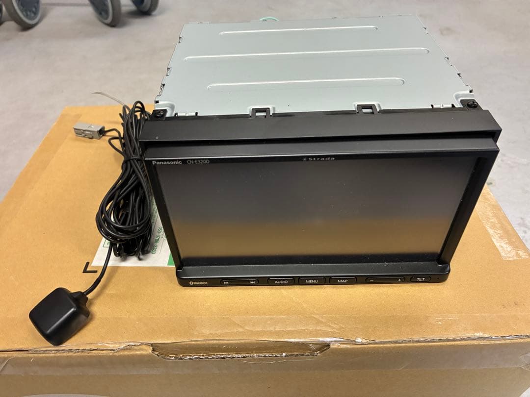 Panasonic CN-E320D カーナビ Bluetooth