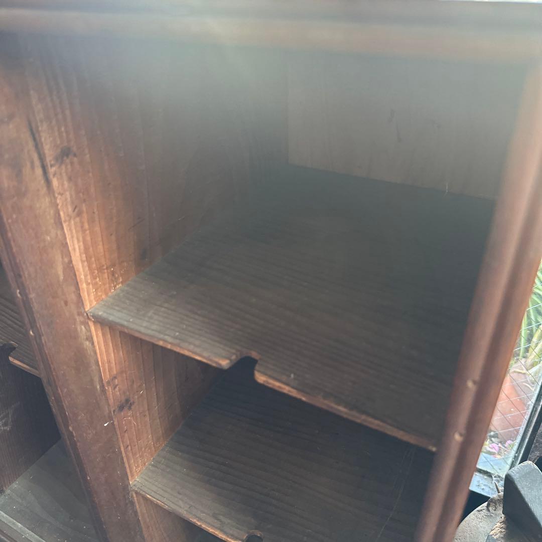 最終お値下げ❣️木製棚タンス、本棚　STOP SMOGステッカー