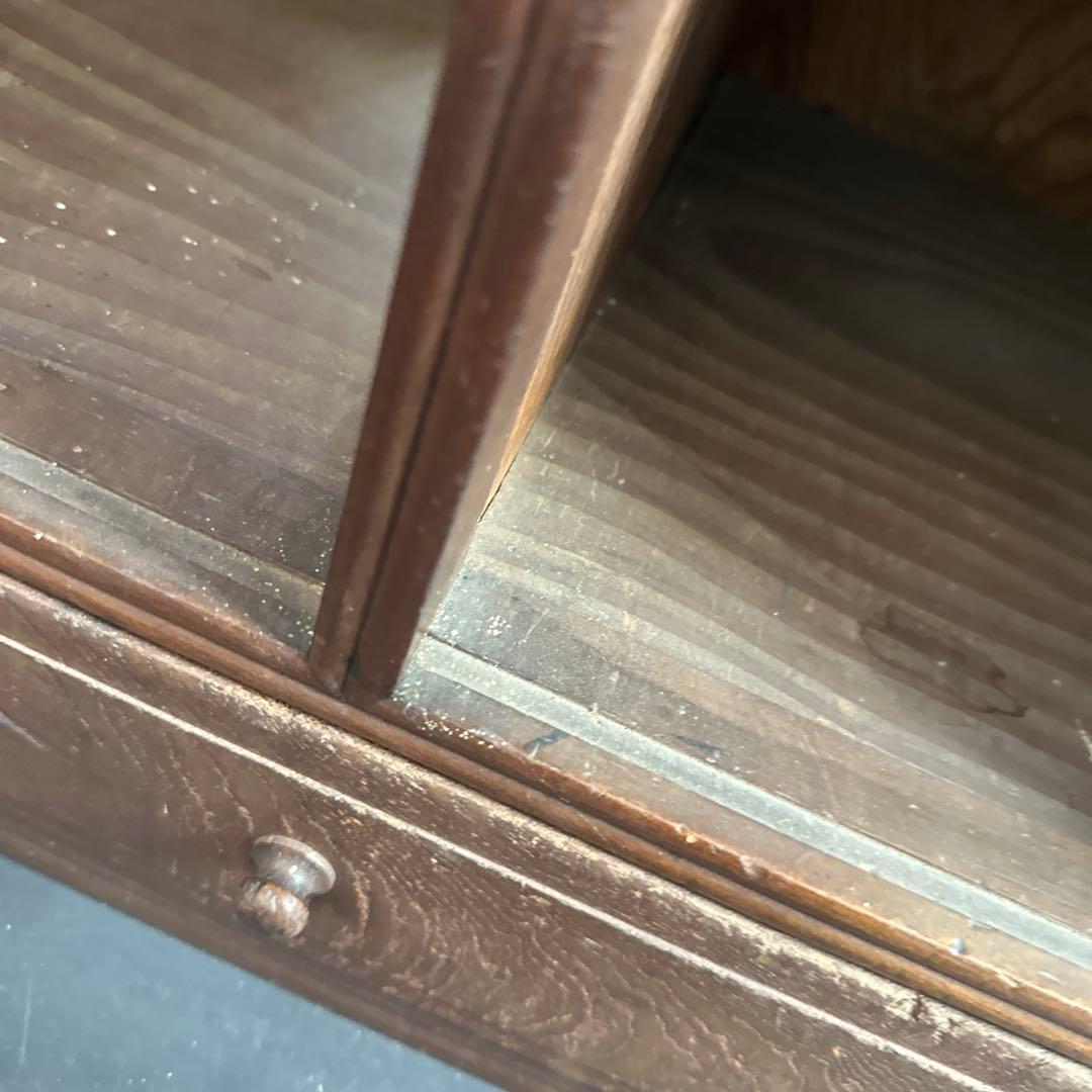 最終お値下げ❣️木製棚タンス、本棚　STOP SMOGステッカー