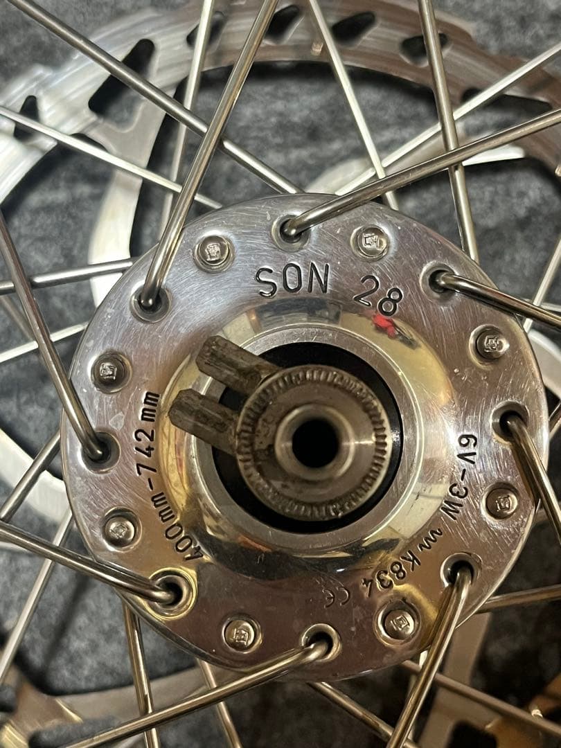 650B手組みセットSONダイナモWhite XMR12mmQR bluelug